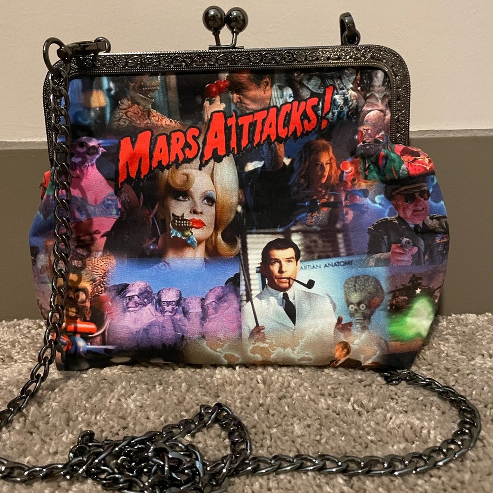 Mars Attacks purse